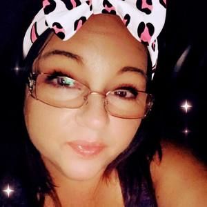 Meet your Posher, Lynette